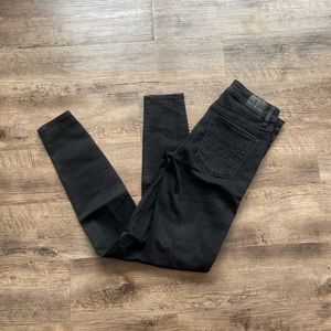 High Rise Black Skinny Jeans in perfect condition